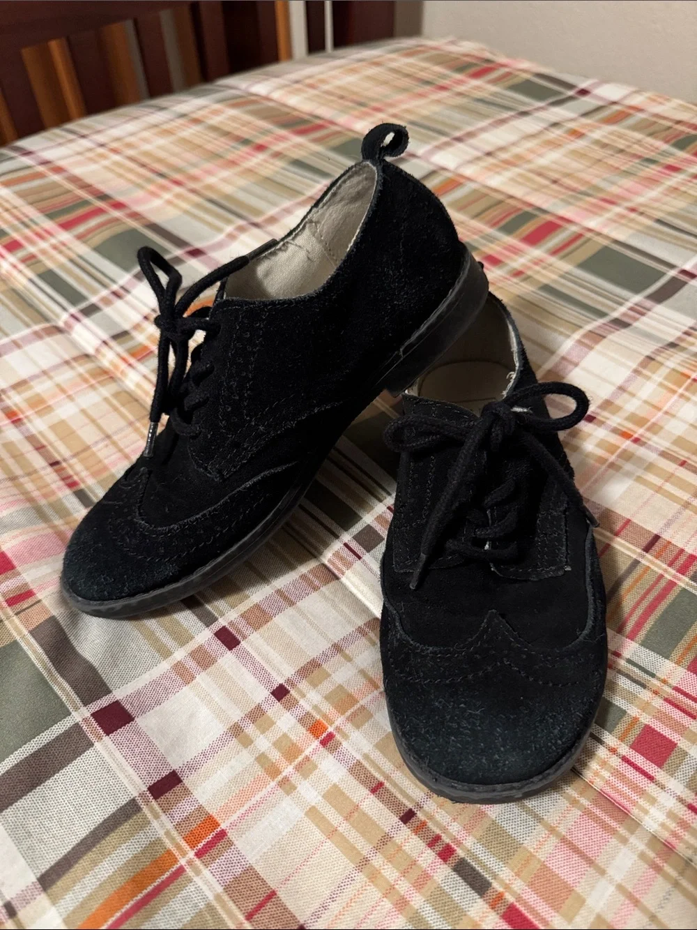 GAP Black Suede Kids Lace-Up Wingtip Dress Shoes